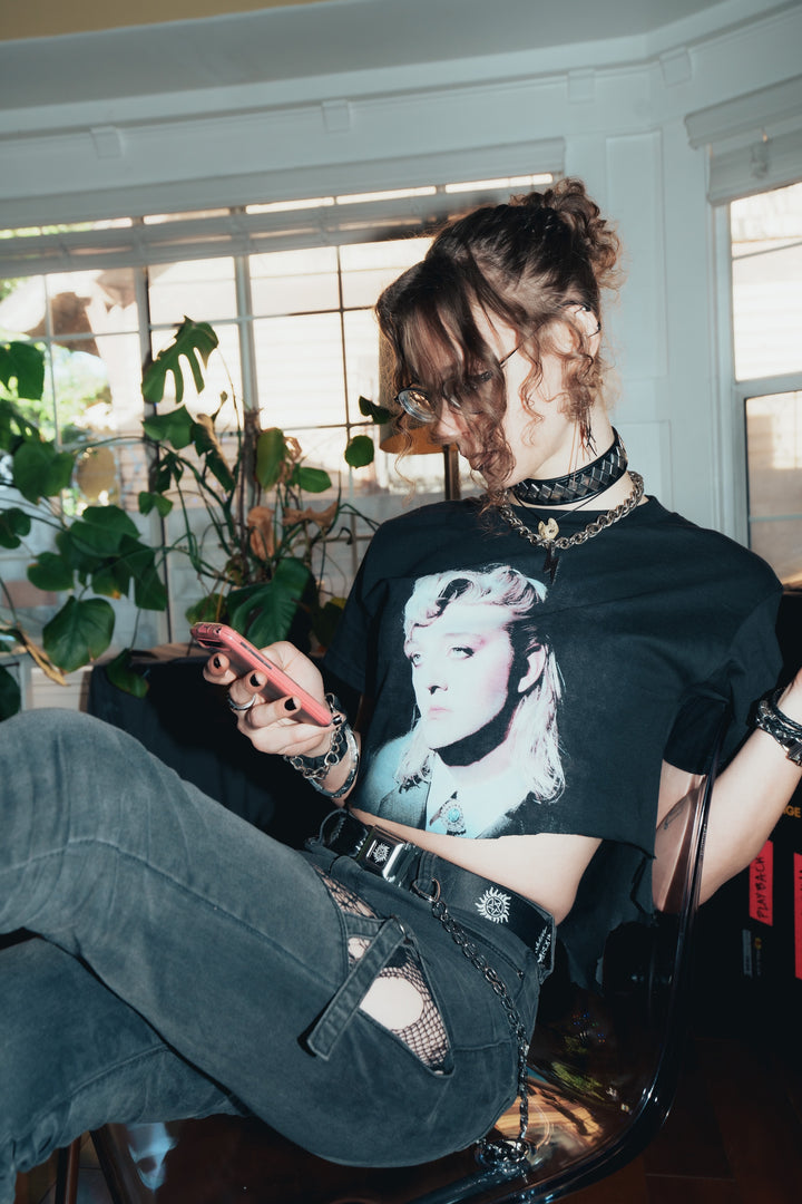 Entertain Me Portrait - Tee — Image 3 of 4